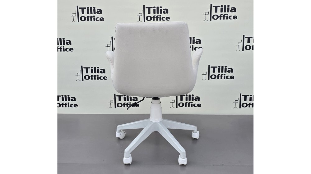 Maki Çalışma ve Çocuk Koltuğu Beyaz Ayak Beyaz